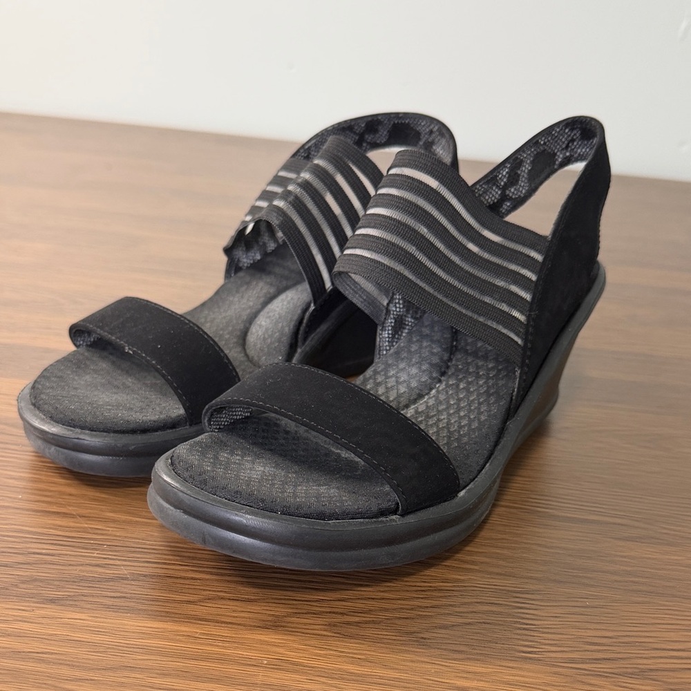 Skechers Memory Foam Black Wedge Sandals Sz 7